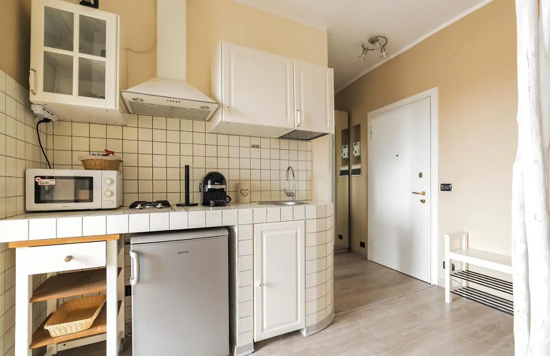 Pasteur Modern Studio With Terrace!-1
