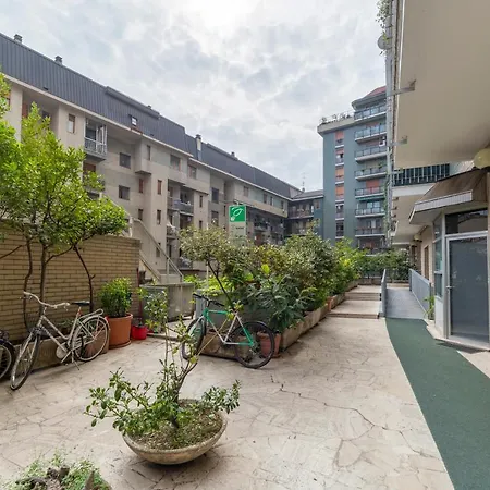 Pasteur Modern Studio With Terrace!-2